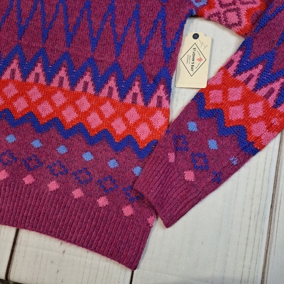 St John's Bay Festive Fairisle Colorful Sweatshirt XS - Picture 2 of 7